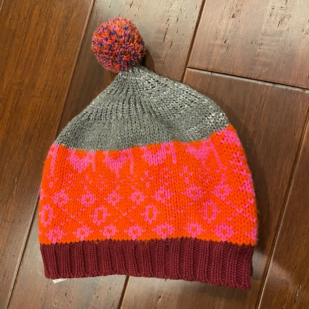 LEBIG girls winter hat size 6-12 y old